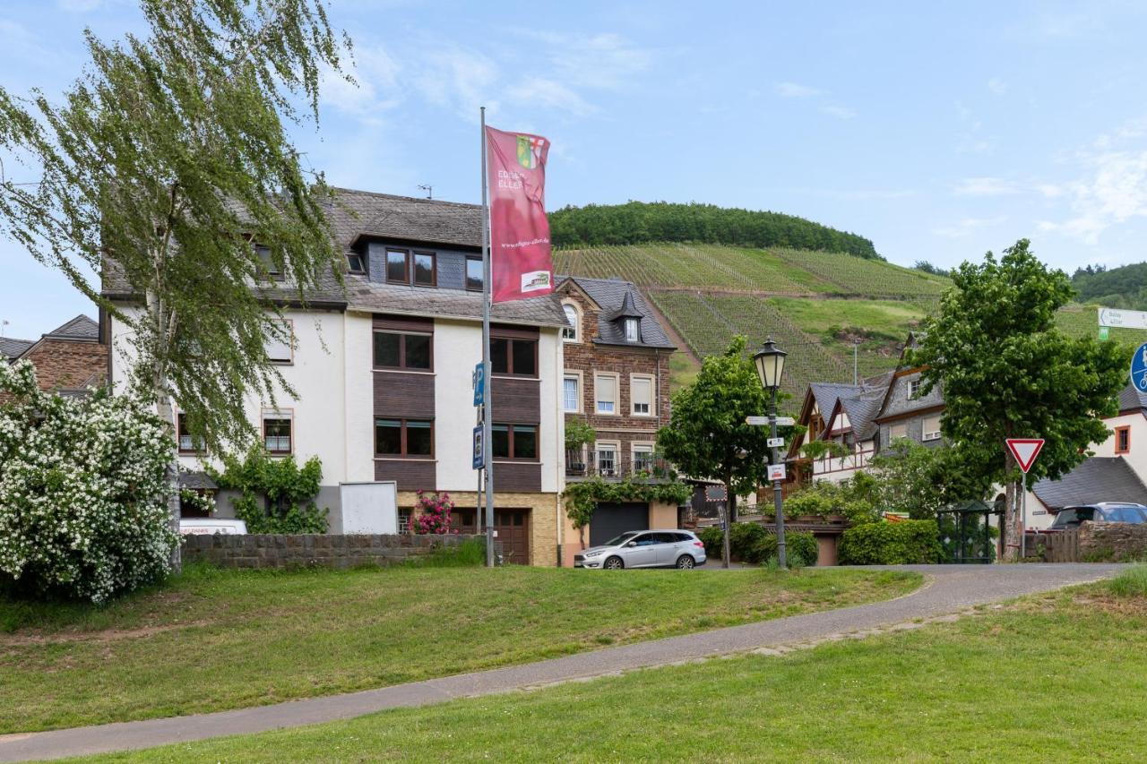 Apartamento Haus Blaue Traube Mit Moselblick Ediger-Eller Exterior foto