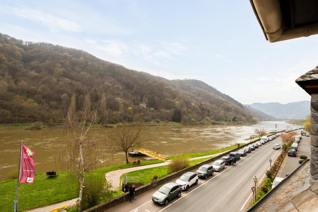 Apartamento Haus Blaue Traube Mit Moselblick Ediger-Eller Exterior foto